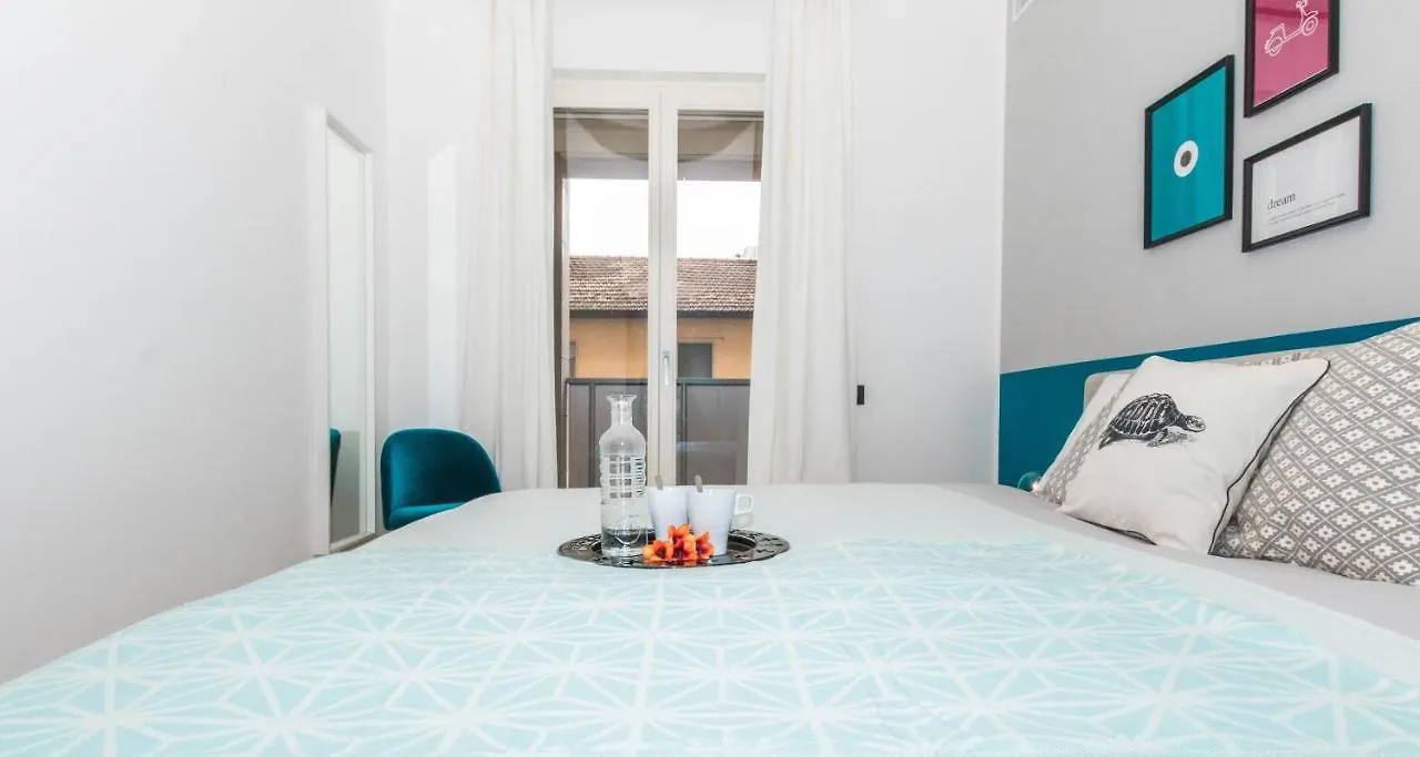 Altido Porta Volta Apartment Milan 0*,